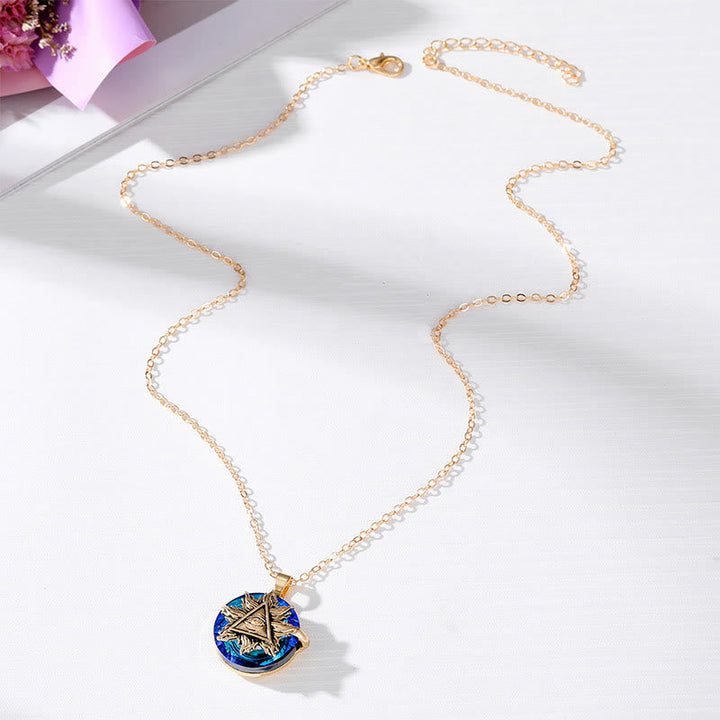 Feine Damen Halskette mit glitzerndem Böser Blick Anhänger, ein stilvoller Glücksbringer und Damenschmuck.