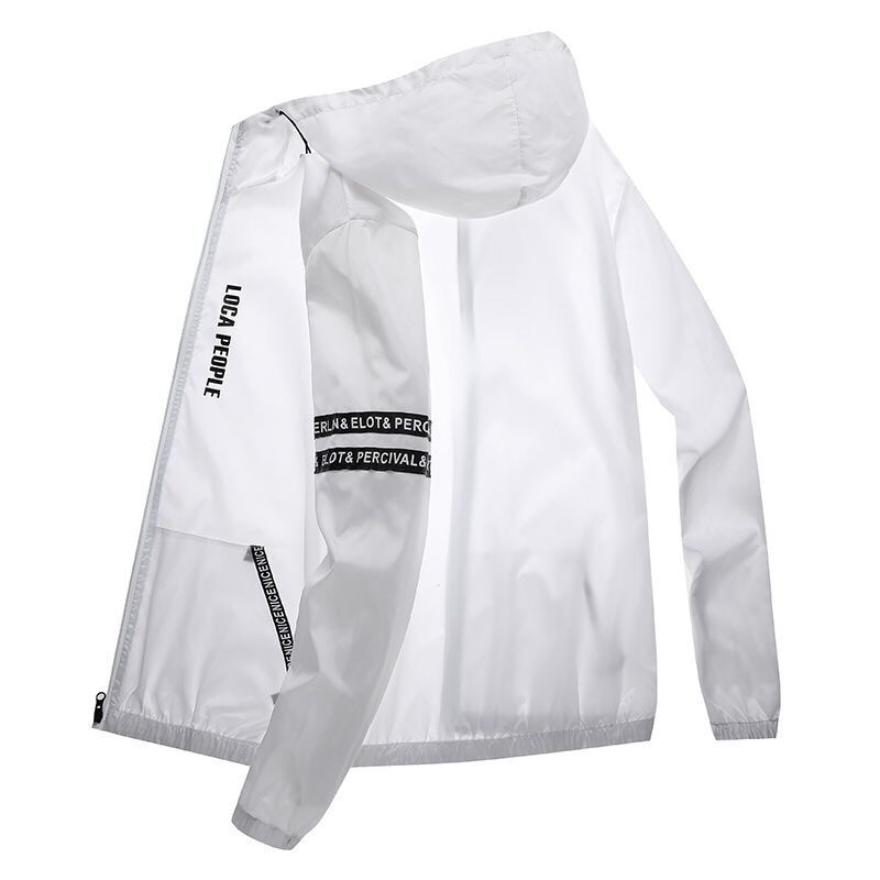Robuste Herren Sportjacke mit UV-Schutz & Kapuze. Ultraleicht & atmungsaktiv, ideal für alle Outdoor-Aktivitäten.