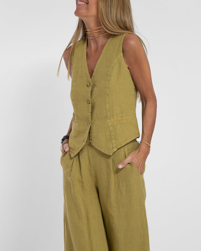 Damen elegantes Herbst Set mit weiter Hose und ärmelloser Weste, ideal für Büro und Freizeit.