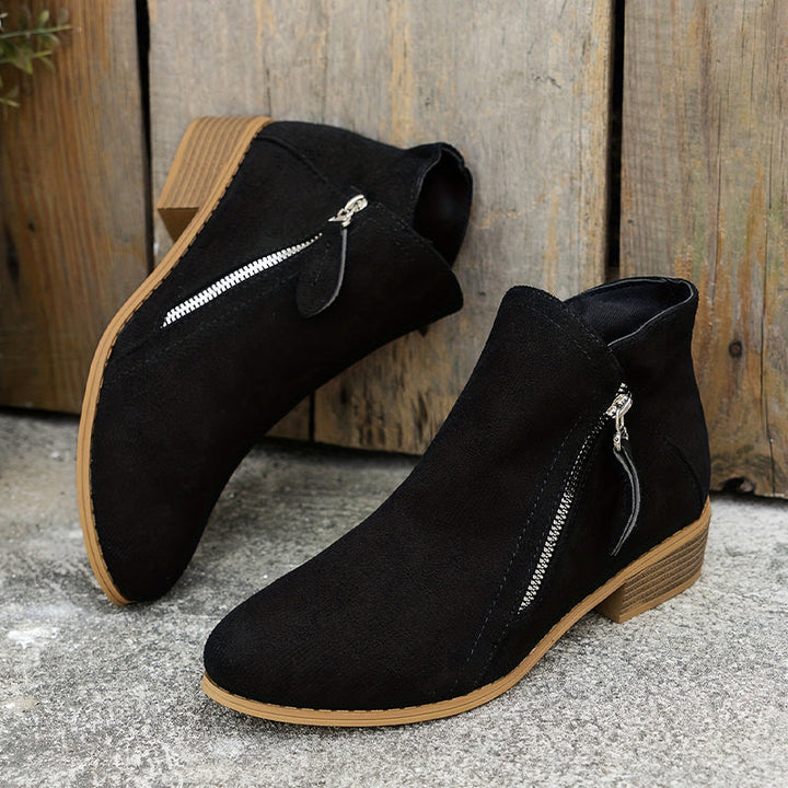 Moderne Damen Stiefeletten: Orthopädischer Komfort trifft auf trendiges Design für gesunde Füße.