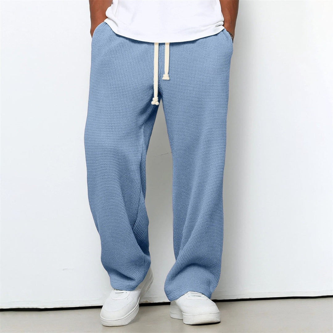 Herrenhose im Waffelstrick-Design, gerades Bein. Lockerer Schnitt bietet höchsten Komfort für jeden Tag.