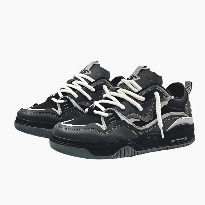 Herren Trend-Sneaker für modernen Streetstyle, sportliche Silhouette, ideal für urbane Outfits.