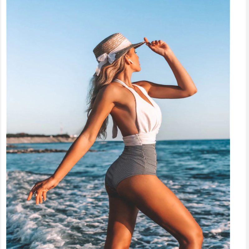 Damen Badeanzug mit Streifen & V-Ausschnitt, figurformend für Strand & Pool. Perfekt für den Sommer.
