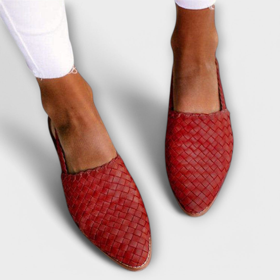 Stilvolle Damenschuhe: Bequeme Mokassins für Damen, perfekt für Freizeit oder elegante Anlässe im Frühling.