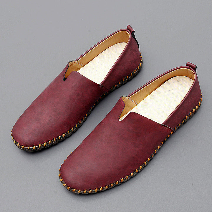 Hochwertige schwarze Loafer für Herren, bequeme Businessschuhe mit rutschfester Sohle. Eleganter Komfort.