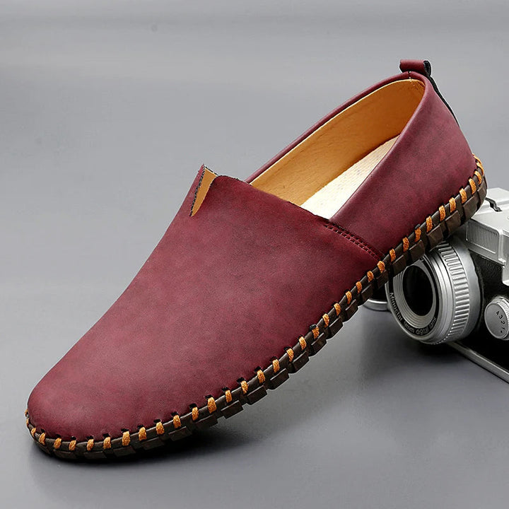 Stilvolle Herren Slipper, perfekt für Business Casual. Bequeme & modische Büroschuhe.