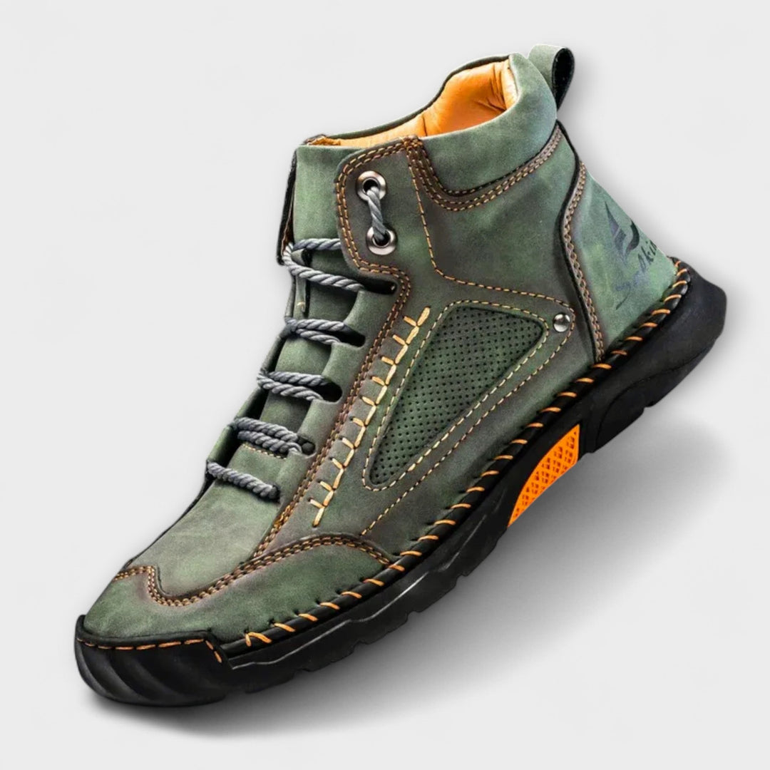 Hochwertige Herren Stiefel, wasserabweisend & robust. Perfekt für Outdoor & City.