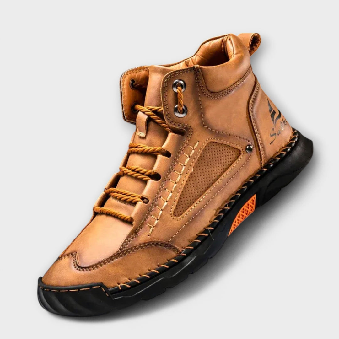 Rutschfeste Herren Stiefel, ideal für Outdoor-Abenteuer & Stadtbummel. Komfortabel.