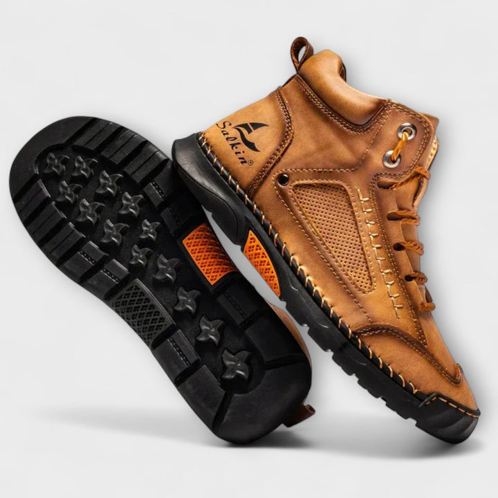 Moderne Herren Boots, elegant & rutschfest. Ideal für Herbst & Winter.