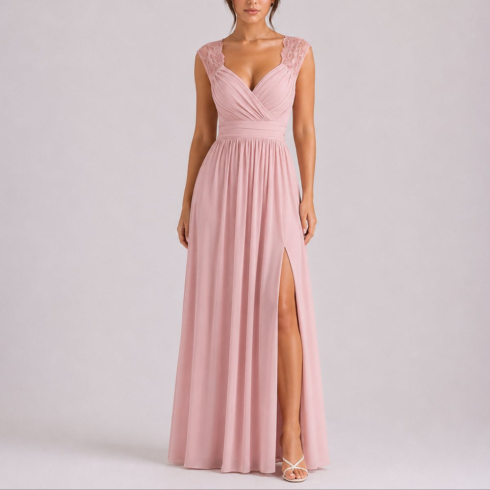 Festliches Damen Maxi-Kleid mit elegantem Schlitz, ideal als Abendkleid oder Gala-Kleid für besondere Anlässe.