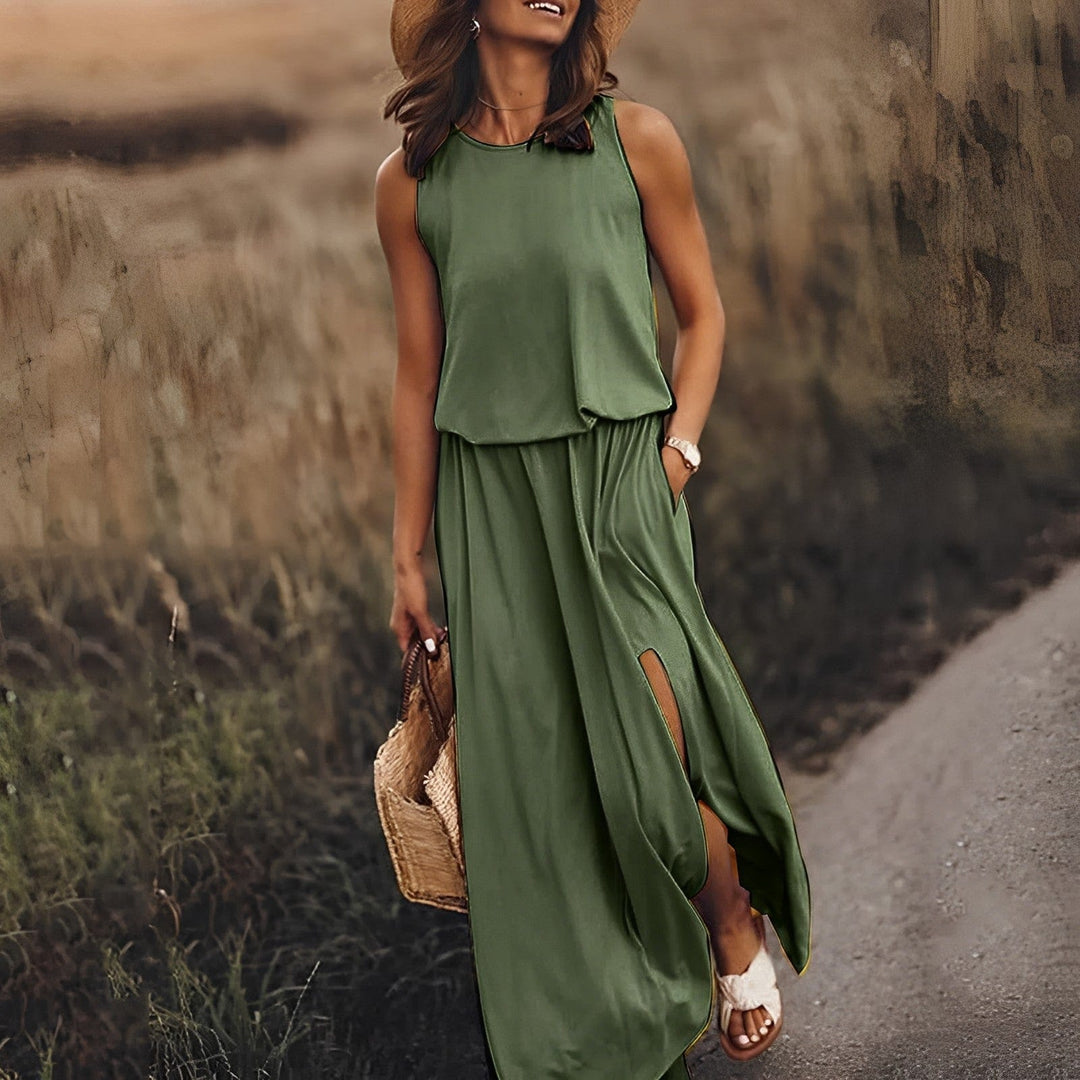 Modernes, langes Damen Sommerkleid. Elegantes Maxikleid, ideal für festliche Anlässe oder lässige Tage.