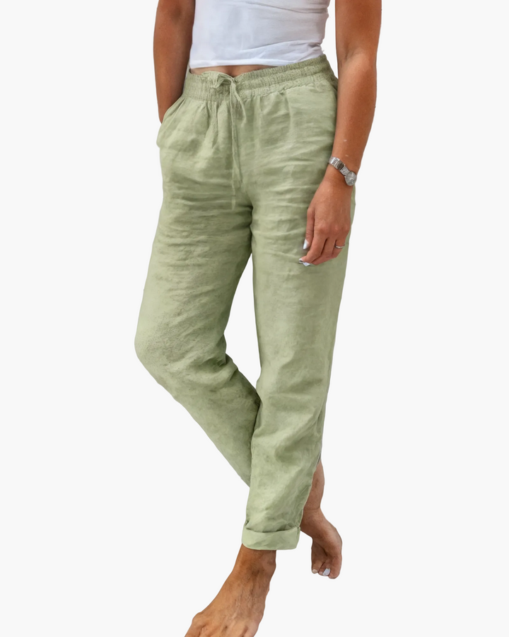 Lockere Damenhose mit Tunnelzug-Bund für entspannte Tage. Bequeme Freizeithose im stilvollen Sommer-Look.