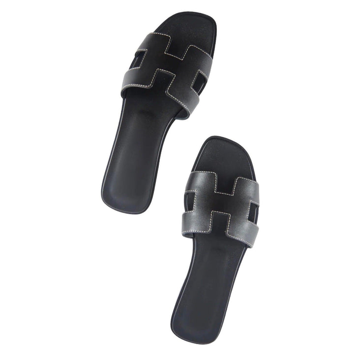 Hochwertige Damen Sandalen, luxuriöse Hausschuhe mit weichem Fußbett für Komfort. Elegante Sommer Slipper.