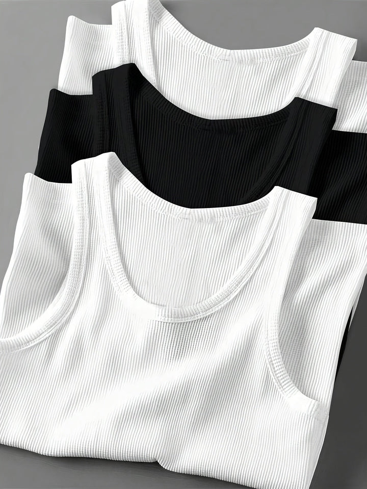 Seitenansicht: Sportliches Herren Ripp-Tanktop, modernes Activewear Muskelshirt, ideal für Fitness.