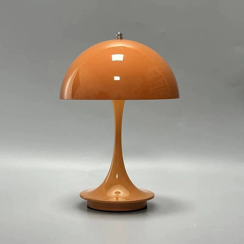 Tragbare Akku-Blütenlampe BloomGlow, dimmbar und kabellos, schafft warmes Stimmungslicht überall.