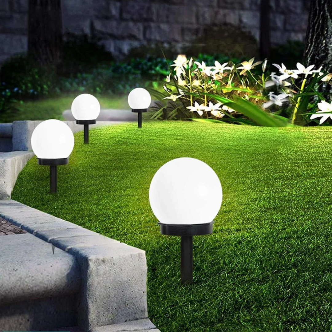 3er-Set wasserdichte Solar LED Gartenleuchten für Außenbereiche, energieeffiziente Wegbeleuchtung.