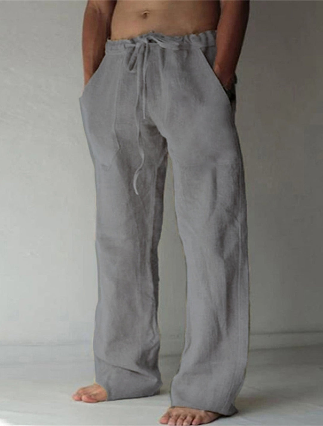 Locker sitzende Herren Leinenhose mit weitem Bein für den Sommer, ideal für Freizeit & Alltag.