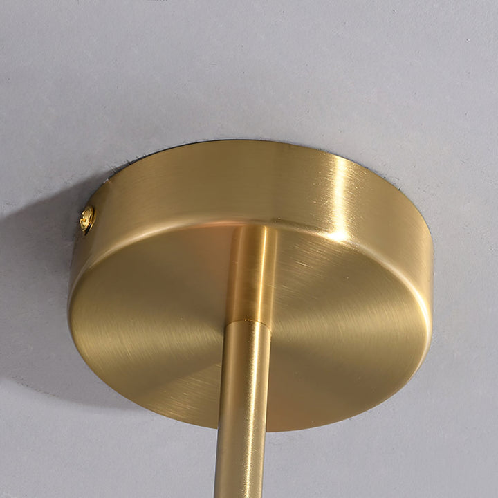 Gold-Kronleuchter mit Glas, perfekte Deckenlampe für Esszimmer.