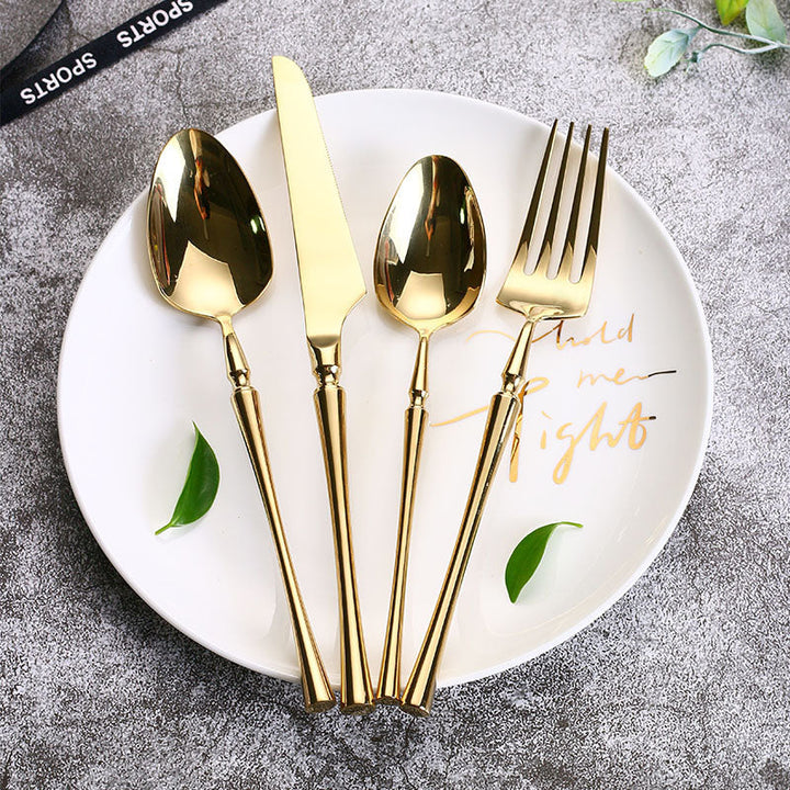 Luxuriöses 24-teiliges Essbesteck in Gold aus langlebigem Edelstahl. Perfekt als Geschenk oder für Feste.