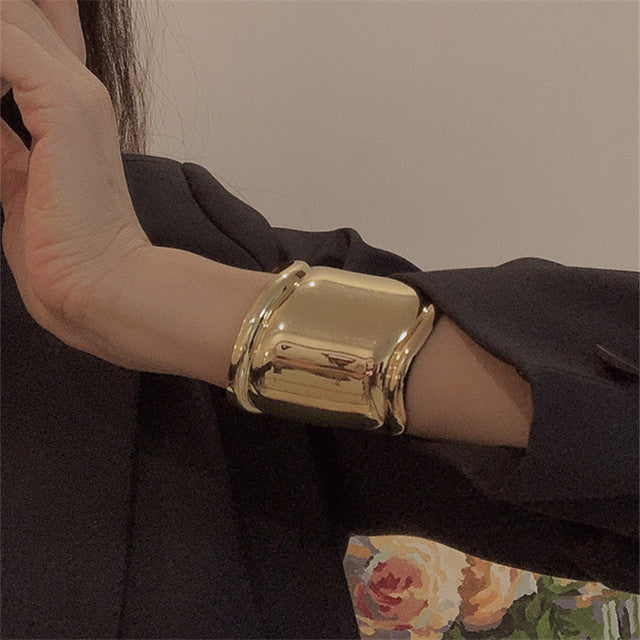 Unisex Metallarmband mit asymmetrischem Wellen-Design, verstellbar, ideal für Hip Hop & Rock-Stil.