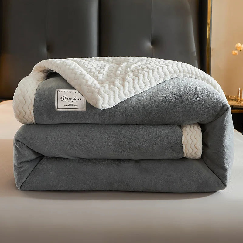 Weiche Decke für Sofa und Bett, ideal für entspannte Winternächte und Herbsttage.