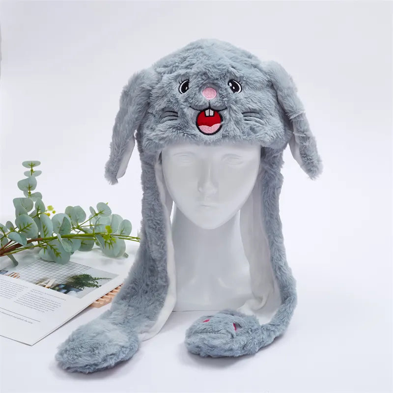 Reh-Tierhut mit interaktiven Ohren, eine zarte Wintermütze für Mädchen.