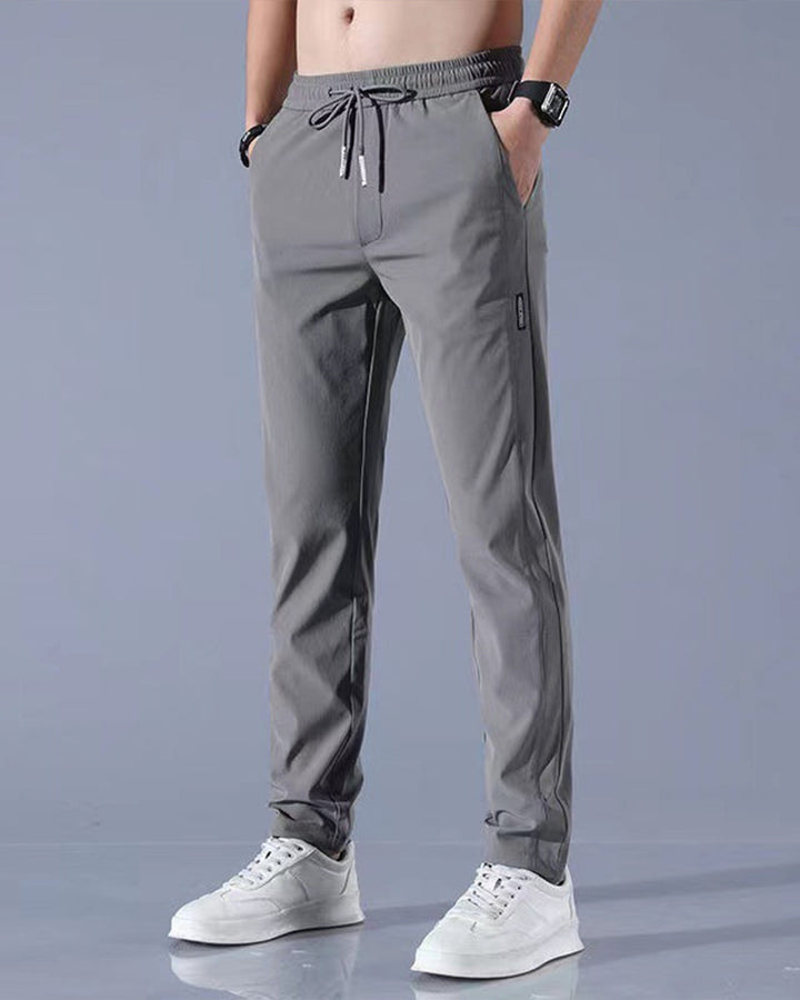 Herren AeroFlex-Hose: schnelltrocknende, bequeme Stretchhose für Outdoor & Freizeit, ideal für Wanderungen.