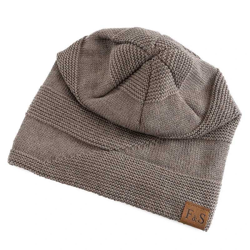 Stilvolle Wintermütze für Herren & Damen; warme Kopfbedeckung als Kälteschutz beim Wintersport & allen Outdoor-Trips.