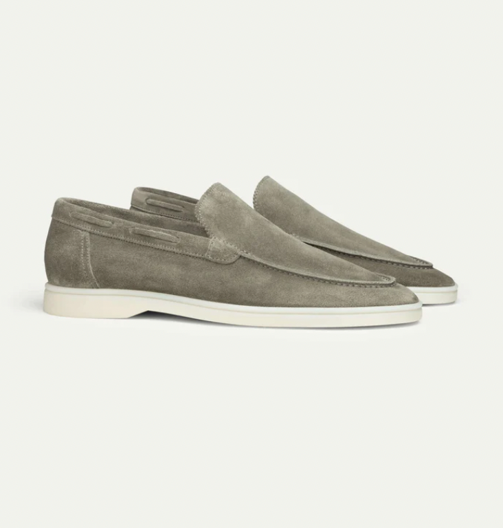 Stilvolle Herren Loafer in Dunkelbraun, bequem & elegant für Herbstgarderobe & Frühlings-Outfits.