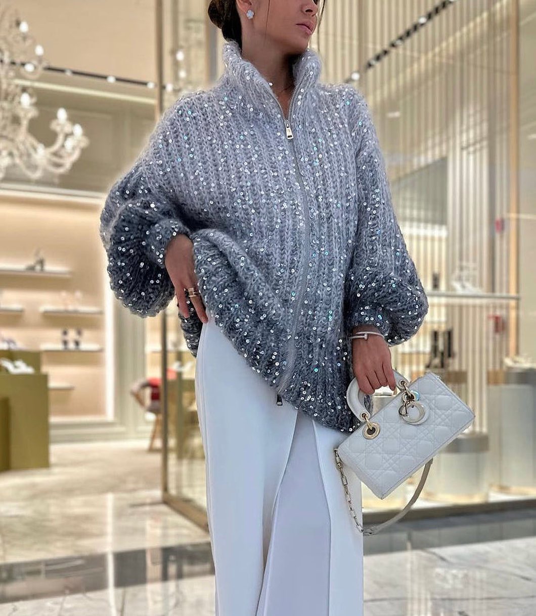 Modische Glitzerstrickjacke für Damen, bequeme und elegante Damenmode für jeden Anlass.