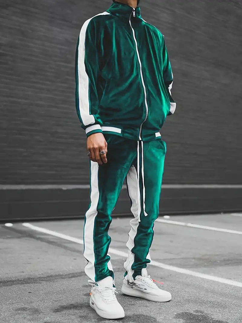 Stilvoller Herren Freizeitanzug mit Reißverschluss, ein elegantes Set für Sport & lässige Herrenmode.