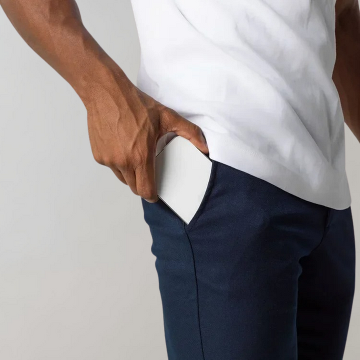 Bequeme Herren Chinohose, stilvoll für jeden Anlass, perfekt als elegante Freizeithose.
