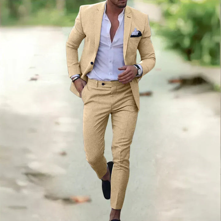 Blauer Milan Blazer Slim Fit, perfekt kombinierbar als Teil des modernen Herrenanzugs.
