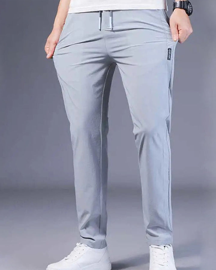 Ganzjahres AeroFlex Herrenhose: schnelltrocknend & stretchig, ideal für Outdoor-Abenteuer & täglichen Komfort.