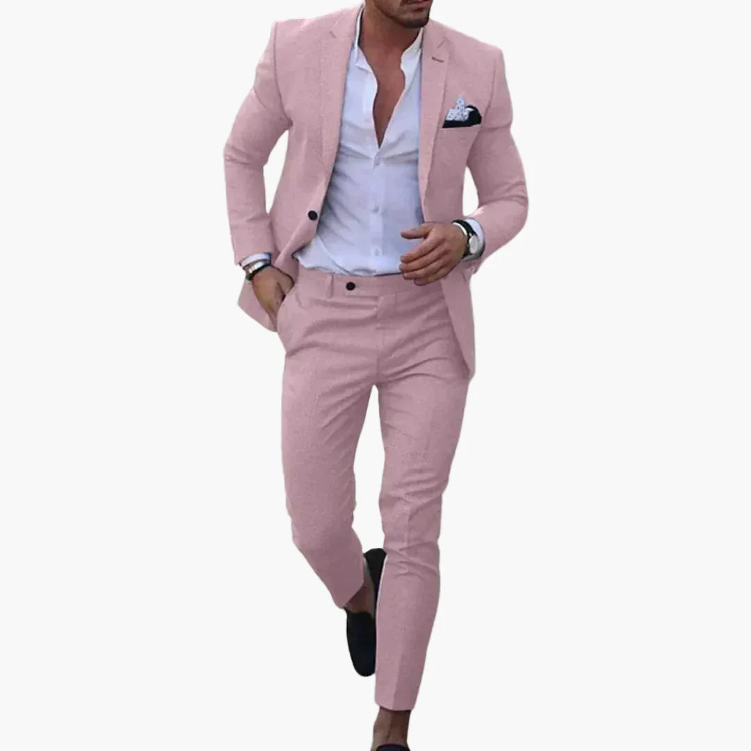 Detailaufnahme: Hochwertiger Stoff des Slim Fit Sommeranzugs für Herren, modern & elegant.