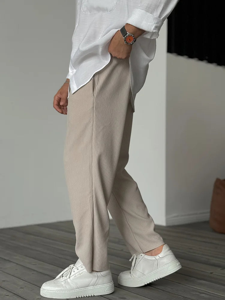 Klassische Herrenhose für Business & Freizeit, schick & bequem, ideale Slim Fit Hose für moderne Männer.