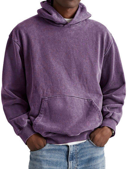 Herren Oberteil: Bequemer Hoodie mit Kapuze und Kängurutasche, ideal für einen lässigen Stil.