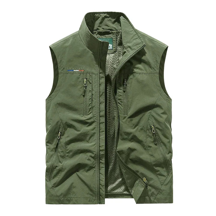 Komfortable, atmungsaktive Herren Sommerweste, leicht & funktional mit vielen Taschen.