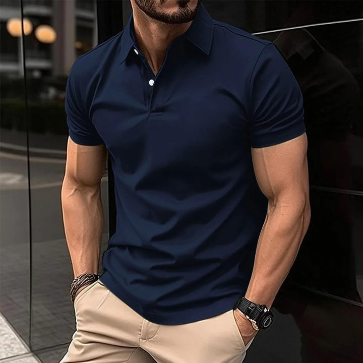 Elegantes Herren Kurzarm-Poloshirt, atmungsaktiv & sportlich, perfekt für sommerliche Outfits.