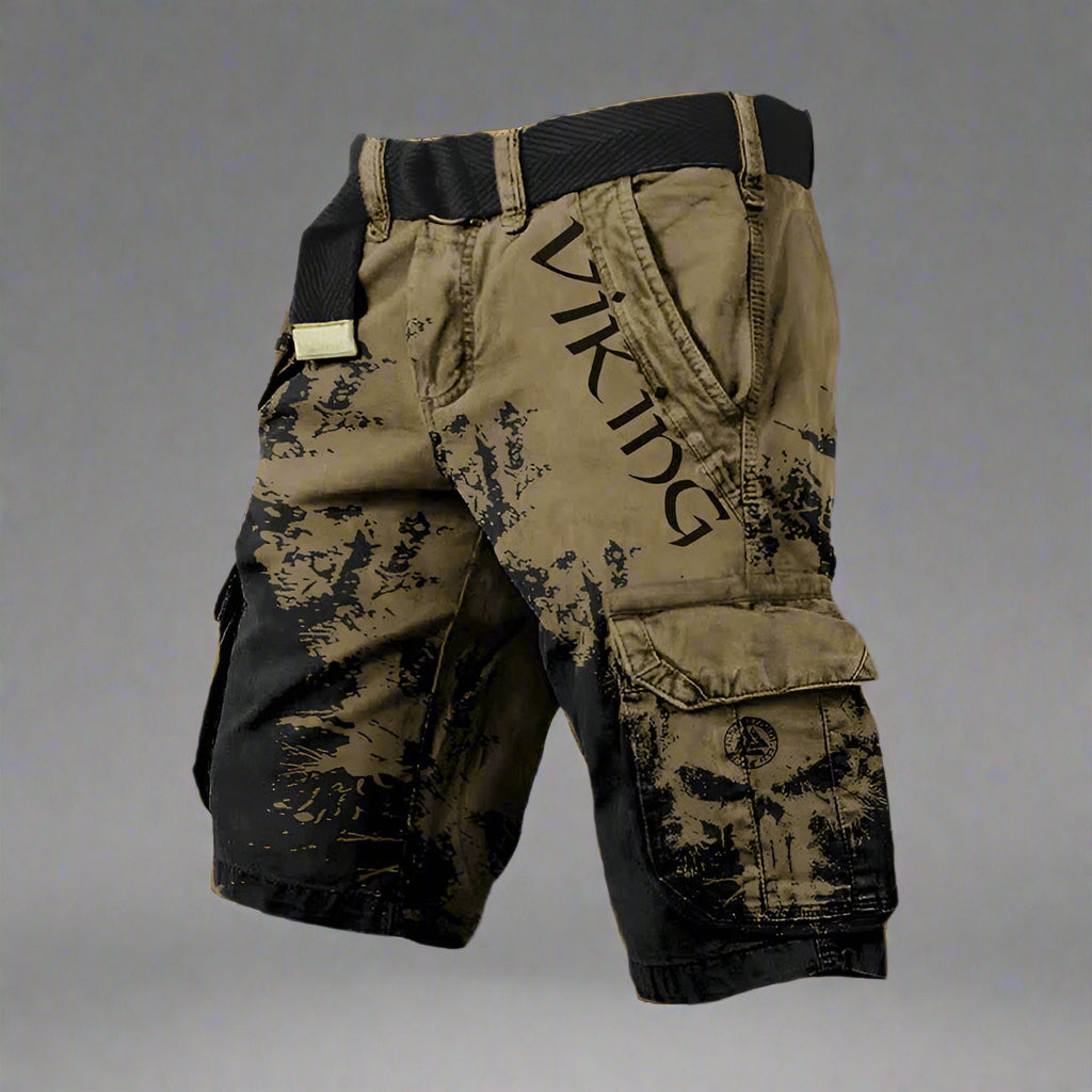Herren Outdoorhose Henry in Aktion: Perfekt für Wanderungen & Abenteuer dank funktionalem, robustem Design.