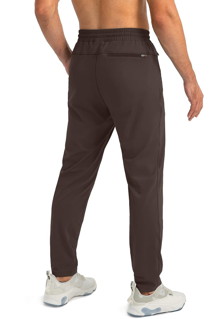 Komfortable Herren-Freizeithose im Tapered Fit. Perfekt für Sport, Joggen oder gemütliche Abende zu Hause.