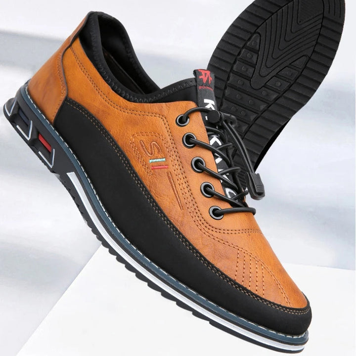 Klassische dunkelbraune orthopädische Oxford Herrenschuhe für bequemen Business-Stil.