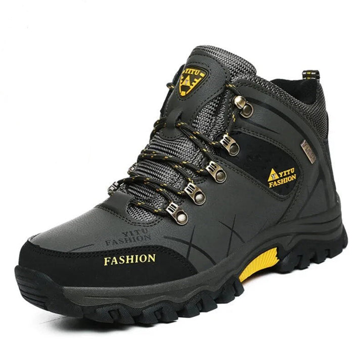 Wasserdichte Herrenstiefel mit ergonomischer Sohle für Outdoor, Wandern & Herbst. Robust & komfortabel.