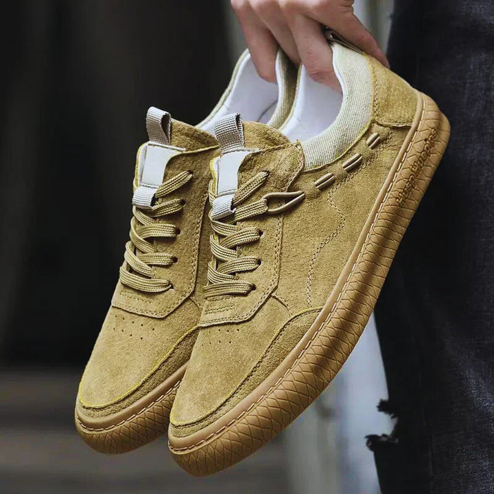 Vielseitige Maxon Herren-Sneaker. Komfortable Freizeitschuhe für stilvolle Herrenmode.