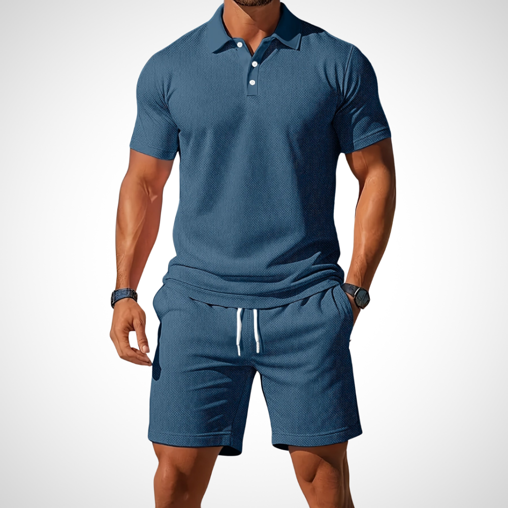 Modisches Herren Polo Set "Enrico" mit kurzen Hosen, perfekt für warme Tage & Freizeit. Männer Mode.
