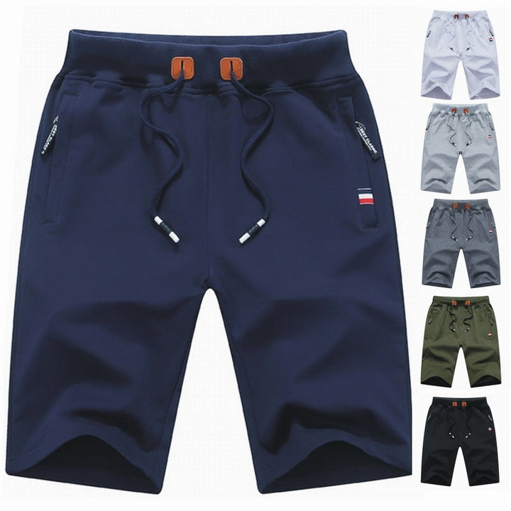 Bequeme Herrenshorts für den Sommer, ideal für Freizeit & Alltag. Lockere Passform, hoher Komfort.