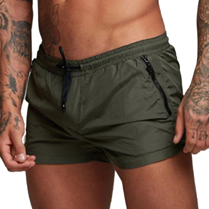 Vielseitige Herren Badehose, schnelltrocknend, ideal für Schwimmen & Pool. Hoher Stretch-Komfort.
