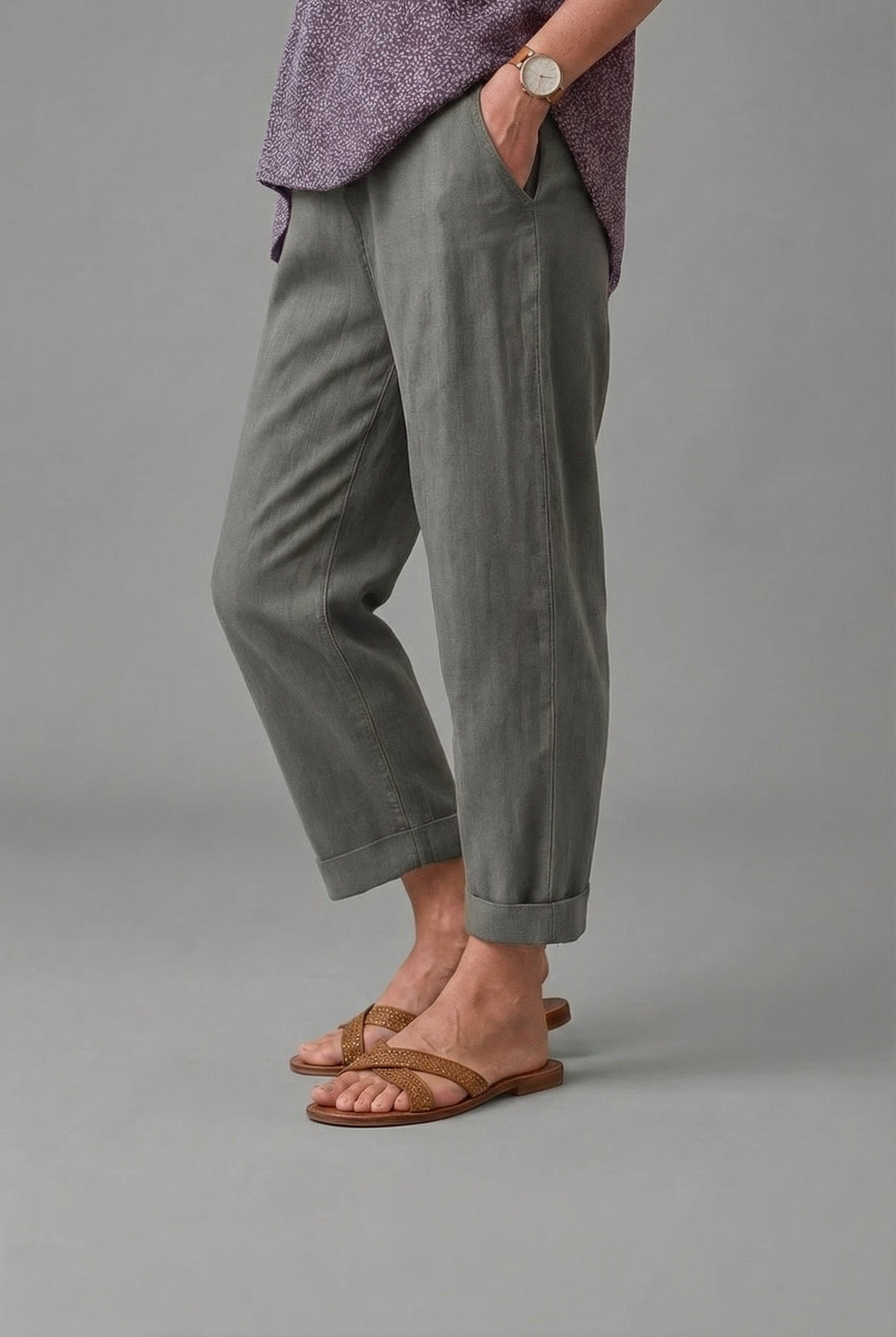 Stylische weite Damen Sommerhose für entspannte Tage, Freizeit & Urlaub. Bequemer Relaxed Fit mit elastischem Bund.