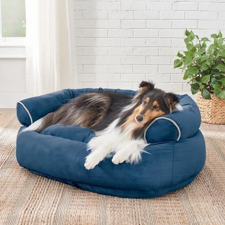 Modernes Hundebett mit rutschfester Unterseite. Für sicheren, gemütlichen Schlafplatz des Haustiers & Gelenkkomfort.