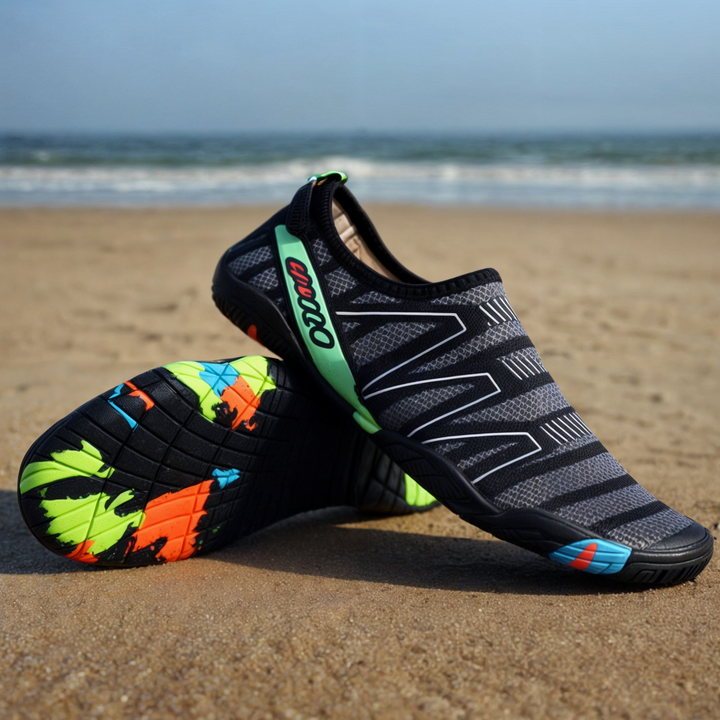 Flexible Wasserschuhe für Damen und Herren. Ideal als Strandschuhe und für alle Arten von Wassersport.